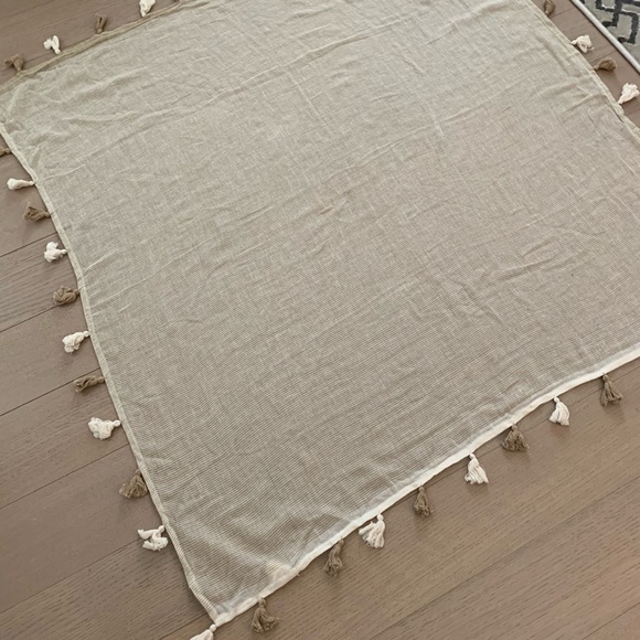 Scarf - Picture 3 of 4